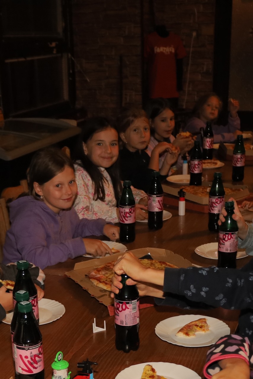 Pizza párty 1. družina