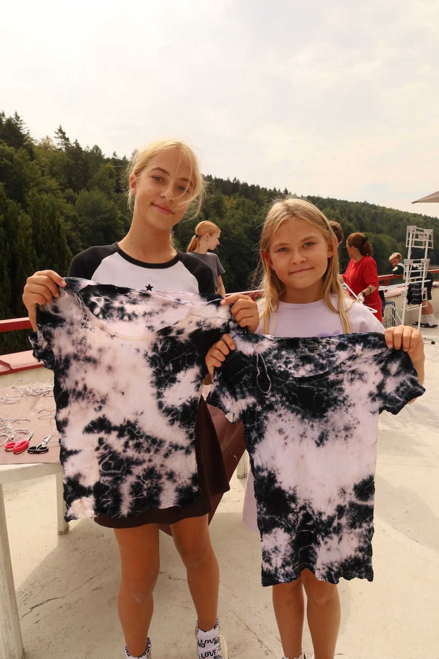 4. Fantastický deň – Kluby, Tajomstvo lesa a táborová opekačka