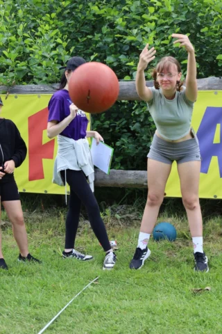 deti v letnom tábore Fantázia – 1. fantastický turnus 2026, 4. deň, Fantastická olympiáda – fotka 53 z 149