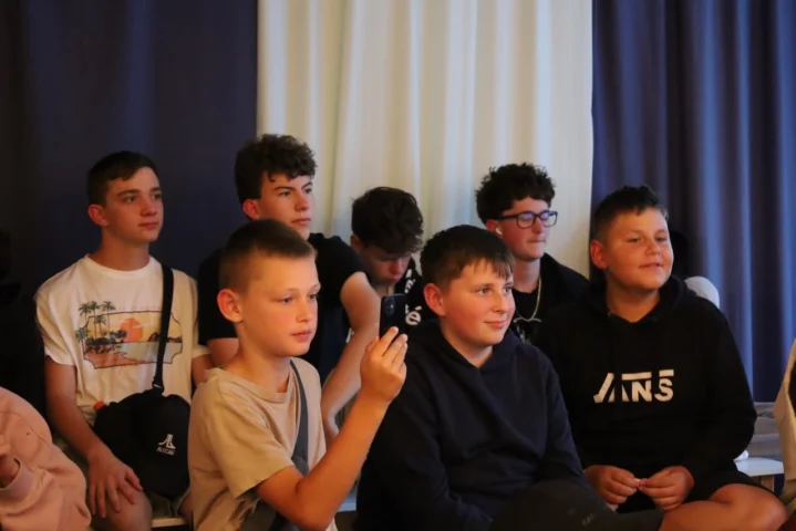 deti v letnom tábore Fantázia – 3. fantastický turnus 2026, 4. deň, Fantázia má talent – fotka 27 z 68