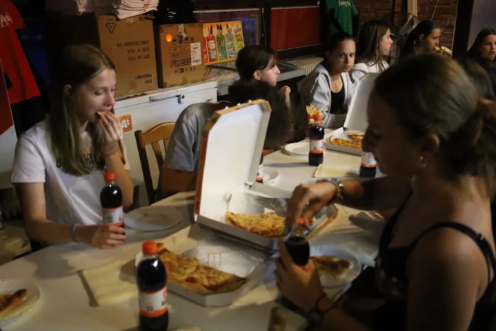 deti v letnom tábore Fantázia – 3. fantastický turnus 2026, 4. deň, Pizza party – fotka 4 z 11