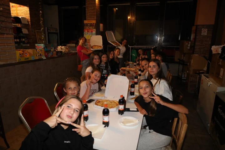 deti v letnom tábore Fantázia – 3. fantastický turnus 2026, 4. deň, Pizza party – fotka 1 z 11