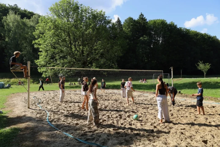 deti v letnom tábore Fantázia – 3. fantastický turnus 2026, 4. deň, Fantastické kluby popoludni – fotka 50 z 58