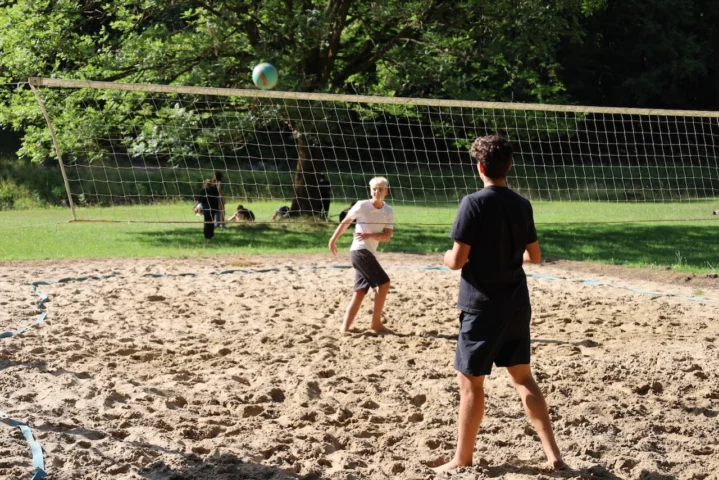 deti v letnom tábore Fantázia – 3. fantastický turnus 2026, 4. deň, Fantastické kluby popoludni – fotka 45 z 58