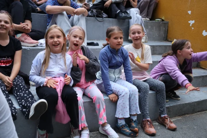 deti v letnom tábore Fantázia – 3. fantastický turnus 2026, 6. deň, Gala – fotka 40 z 87