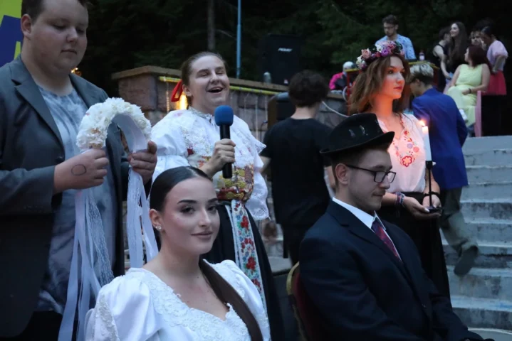 deti v letnom tábore Fantázia – 3. fantastický turnus 2026, 6. deň, Gala – fotka 57 z 87