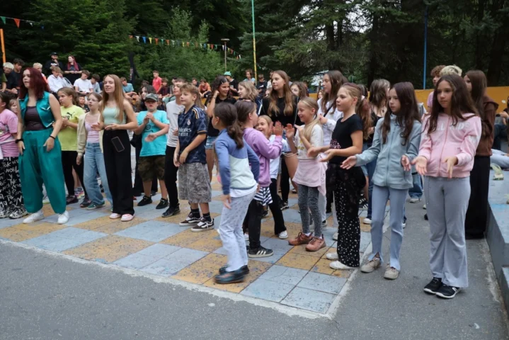 deti v letnom tábore Fantázia – 3. fantastický turnus 2026, 6. deň, Gala – fotka 32 z 87