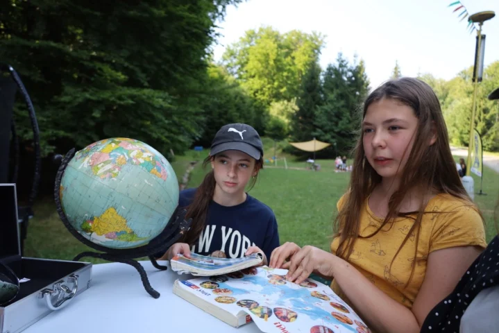 deti v letnom tábore Fantázia – 3. fantastický turnus 2026, 6. deň, Podnikanie – fotka 32 z 101