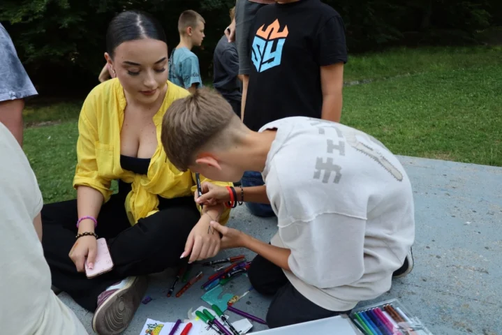 deti v letnom tábore Fantázia – 3. fantastický turnus 2026, 6. deň, Podnikanie – fotka 33 z 101
