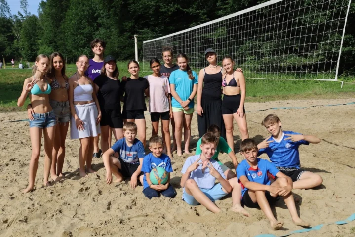 deti v letnom tábore Fantázia – 1. fantastický turnus 2026, 4. deň, Fantastické kluby popoludní – fotka 28 z 93