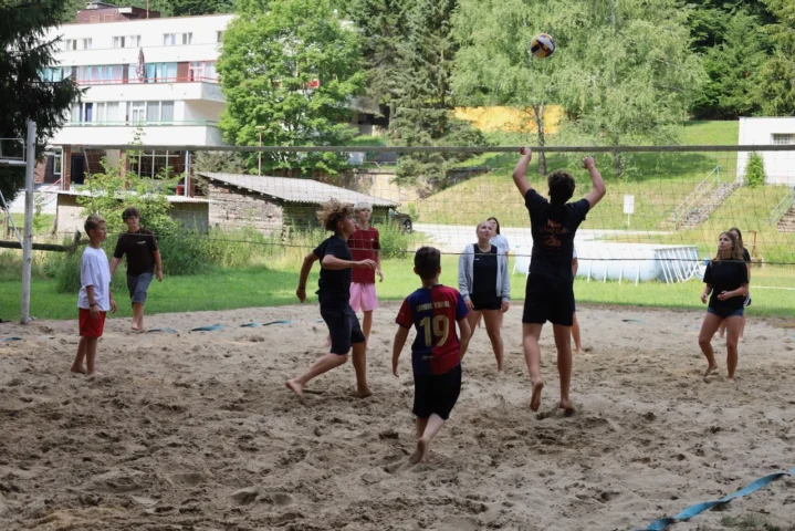 deti v letnom tábore Fantázia – 3. fantastický turnus 2026, 6. deň, Kluby dopoludnia – fotka 25 z 106