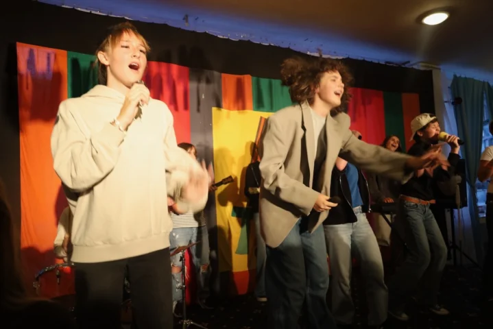 deti v letnom tábore Fantázia – 3. fantastický turnus 2026, 7. deň, Hudobný festival – fotka 81 z 127