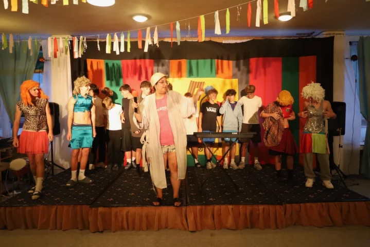 deti v letnom tábore Fantázia – 3. fantastický turnus 2026, 7. deň, Hudobný festival – fotka 91 z 127