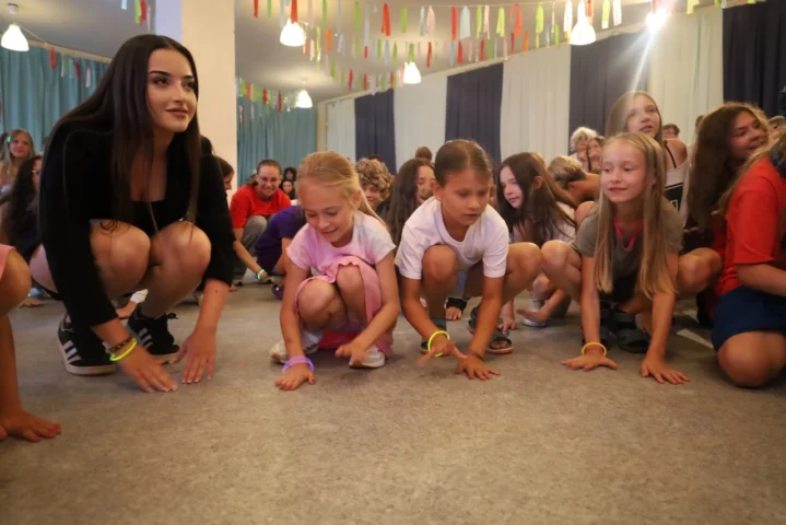 deti v letnom tábore Fantázia – 3. fantastický turnus 2026, 7. deň, Hudobný festival – fotka 9 z 127