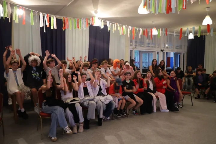 deti v letnom tábore Fantázia – 3. fantastický turnus 2026, 7. deň, Hudobný festival – fotka 15 z 127