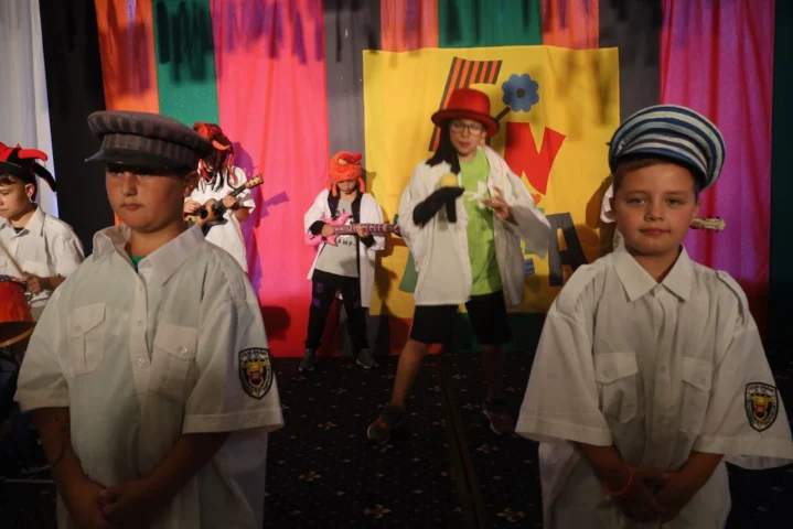 deti v letnom tábore Fantázia – 3. fantastický turnus 2026, 7. deň, Hudobný festival – fotka 37 z 127