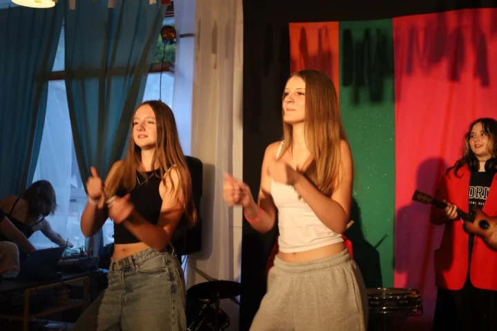 deti v letnom tábore Fantázia – 3. fantastický turnus 2026, 7. deň, Hudobný festival – fotka 44 z 127