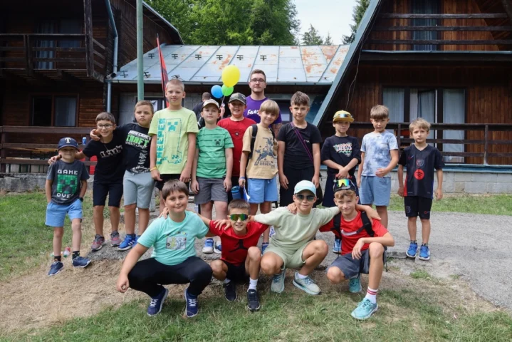 deti v letnom tábore Fantázia – 3. fantastický turnus 2026, 1. deň, Príchod – fotka 61 z 66