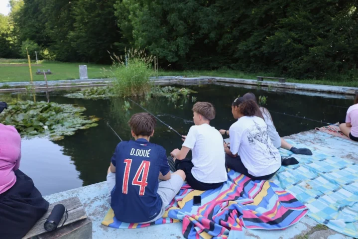 deti v letnom tábore Fantázia – 3. fantastický turnus 2026, 9. deň, Fantastické kluby dopoludnia – fotka 29 z 84