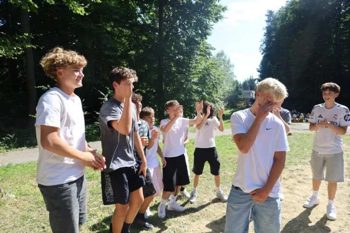 deti v letnom tábore Fantázia – 3. fantastický turnus 2026, 8. deň, Začarovaná krajina – fotka 48 z 81