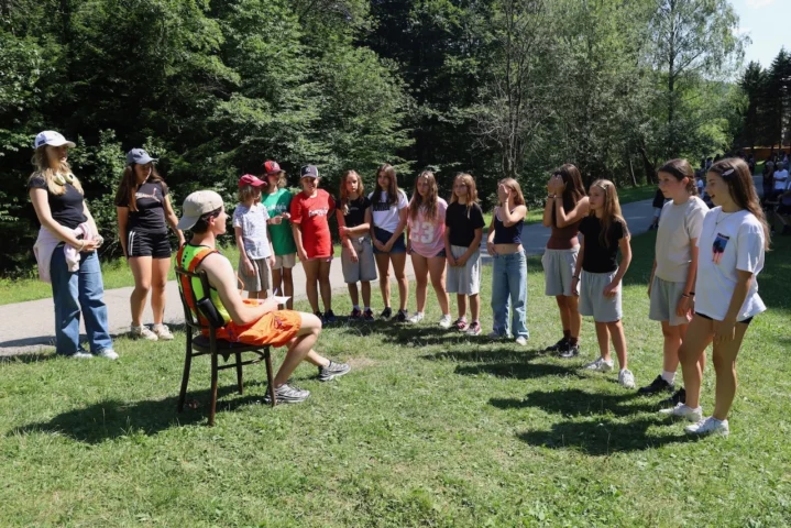 deti v letnom tábore Fantázia – 3. fantastický turnus 2026, 8. deň, Začarovaná krajina – fotka 27 z 81