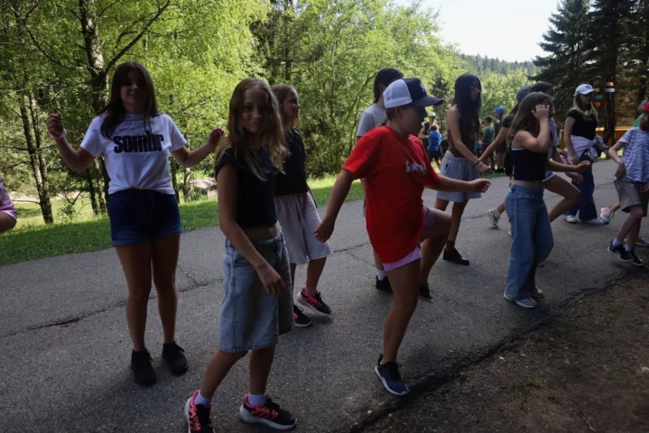 deti v letnom tábore Fantázia – 3. fantastický turnus 2026, 8. deň, Začarovaná krajina – fotka 9 z 81
