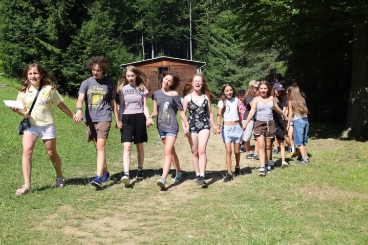 deti v letnom tábore Fantázia – 3. fantastický turnus 2026, 8. deň, Začarovaná krajina – fotka 31 z 81