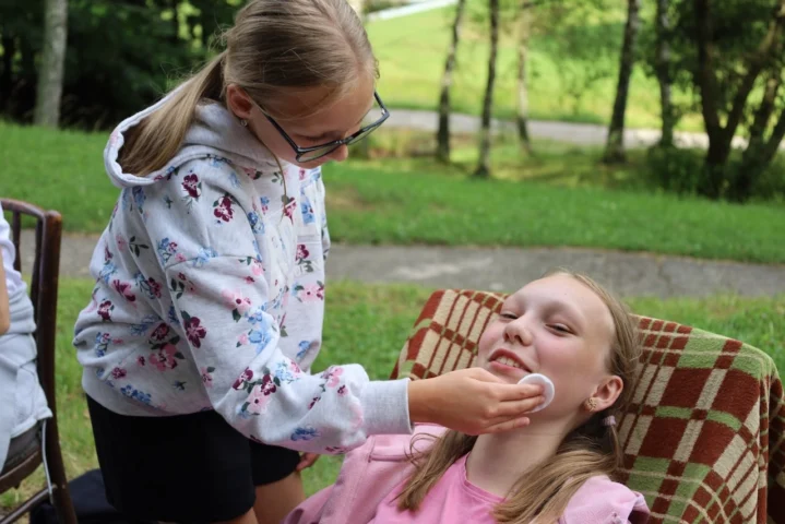 deti v letnom tábore Fantázia – 1. fantastický turnus 2026, 6. deň, Fantastické podnikanie – fotka 22 z 90