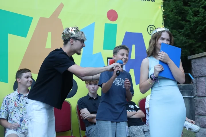 deti v letnom tábore Fantázia – 3. fantastický turnus 2026, 8. deň, Chlapec a dievča Fantázie – fotka 18 z 105