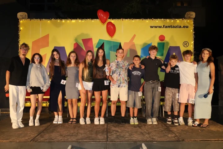 deti v letnom tábore Fantázia – 3. fantastický turnus 2026, 8. deň, Chlapec a dievča Fantázie – fotka 99 z 105