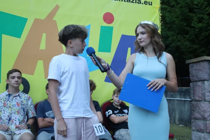 deti v letnom tábore Fantázia – 3. fantastický turnus 2026, 8. deň, Chlapec a dievča Fantázie – fotka 22 z 105