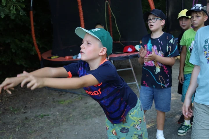 deti v letnom tábore Fantázia – 4. fantastický turnus 2026, 4. deň, Traf to – fotka 27 z 52