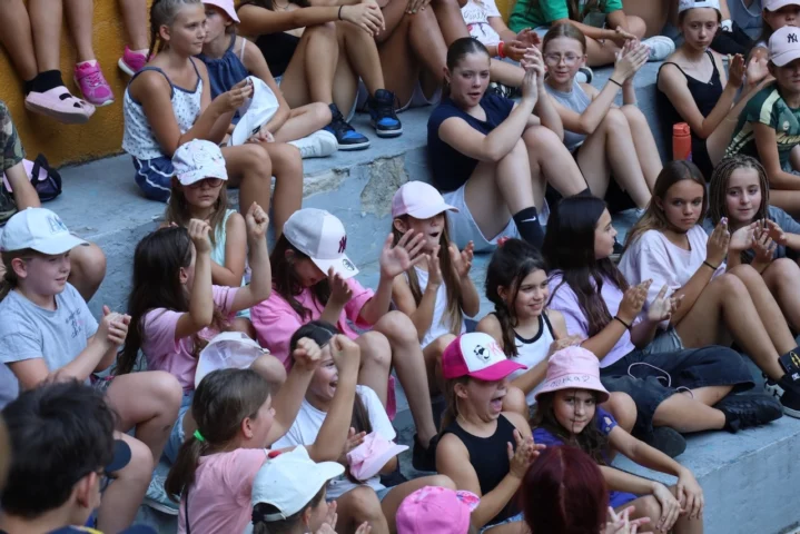 deti v letnom tábore Fantázia – 4. fantastický turnus 2026, 4. deň, Fantastické kluby poobede – fotka 3 z 48