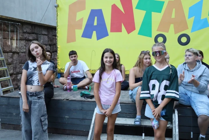 deti v letnom tábore Fantázia – 4. fantastický turnus 2026, 4. deň, Fantázia má talent – fotka 2 z 73