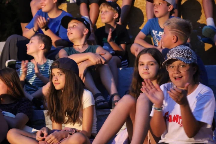 deti v letnom tábore Fantázia – 4. fantastický turnus 2026, 4. deň, Fantázia má talent – fotka 67 z 73