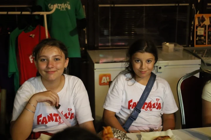 deti v letnom tábore Fantázia – 4. fantastický turnus 2026, 4. deň, Pizza party – fotka 8 z 9