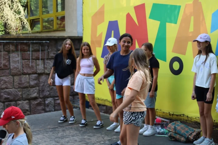 deti v letnom tábore Fantázia – 4. fantastický turnus 2026, 6. deň, Fantastické podnikanie – fotka 26 z 77