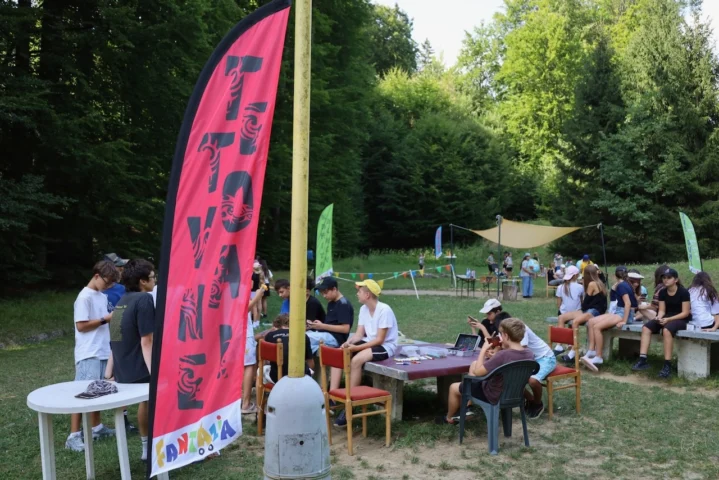deti v letnom tábore Fantázia – 4. fantastický turnus 2026, 6. deň, Fantastické podnikanie – fotka 9 z 77