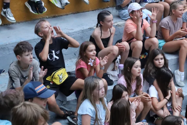 deti v letnom tábore Fantázia – 4. fantastický turnus 2026, 6. deň, Gala – fotka 23 z 50