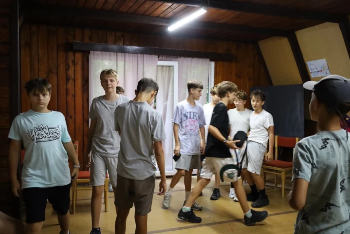 deti v letnom tábore Fantázia – 4. fantastický turnus 2026, 7. deň, Priprava na festival – fotka 4 z 20