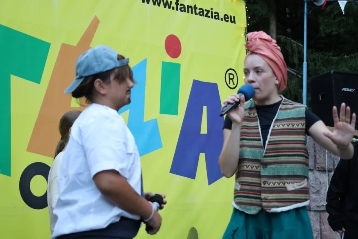deti v letnom tábore Fantázia – 4. fantastický turnus 2026, 7. deň, Hudobný festival – fotka 21 z 93