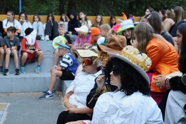 deti v letnom tábore Fantázia – 4. fantastický turnus 2026, 7. deň, Hudobný festival – fotka 1 z 93