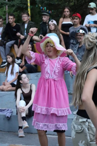 deti v letnom tábore Fantázia – 4. fantastický turnus 2026, 7. deň, Hudobný festival – fotka 39 z 93