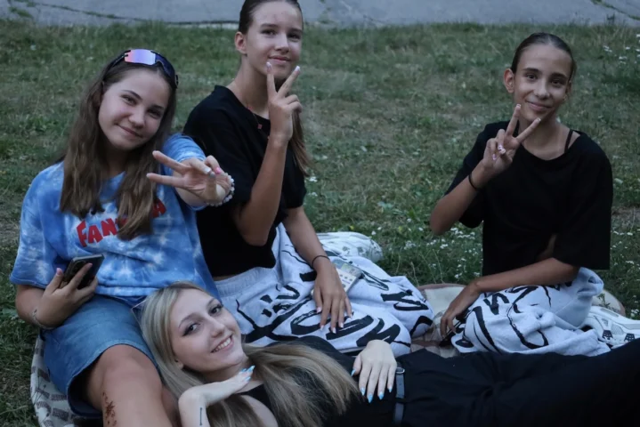 deti v letnom tábore Fantázia – 4. fantastický turnus 2026, 5. deň, Opekačka – fotka 21 z 42