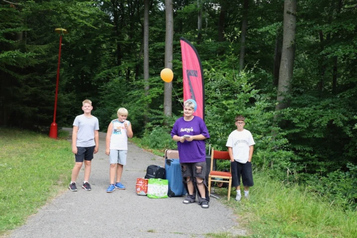 deti v letnom tábore Fantázia – 4. fantastický turnus 2026, 1. deň, Príchod – fotka 22 z 57