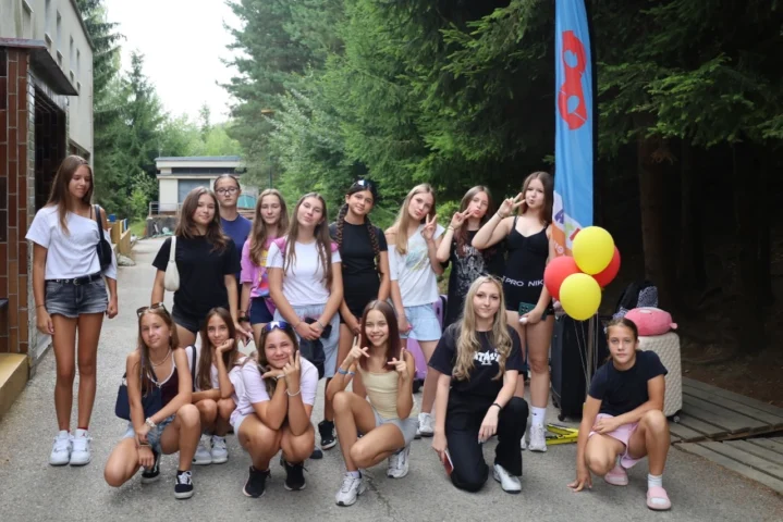 deti v letnom tábore Fantázia – 4. fantastický turnus 2026, 1. deň, Príchod – fotka 56 z 57