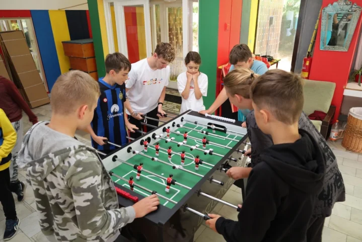 deti v letnom tábore Fantázia – 1. fantastický turnus 2026, 6. deň, Fantastické kluby dopoludnia – fotka 64 z 79