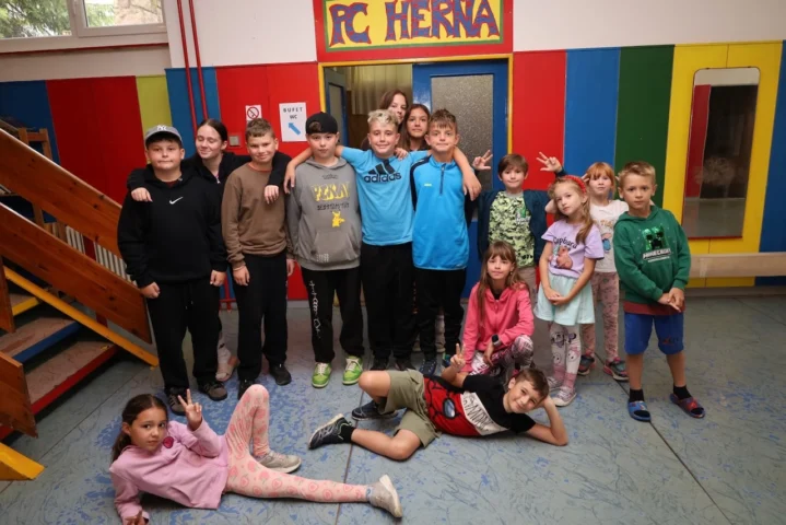 deti v letnom tábore Fantázia – 1. fantastický turnus 2026, 6. deň, Fantastické kluby dopoludnia – fotka 50 z 79