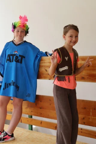 deti v letnom tábore Fantázia – 1. fantastický turnus 2026, 6. deň, Fantastické kluby dopoludnia – fotka 56 z 79
