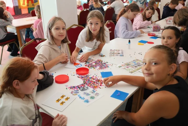 deti v letnom tábore Fantázia – 1. fantastický turnus 2026, 6. deň, Fantastické kluby dopoludnia – fotka 66 z 79